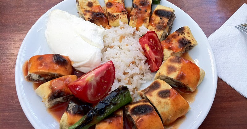 LEZZETLİ YERLER, LEZZETLİ YEMEKLER Fırında Kaşarlı Dürüm Döner