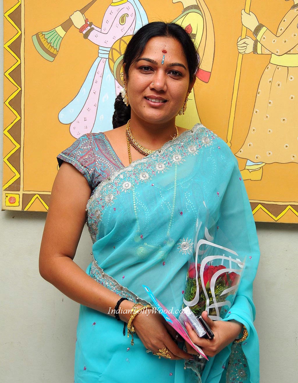 telugu character artists hot photos songs by lyrics character artist hema saree photos telugu character artists hot photos songs by lyrics character artist hema saree photos