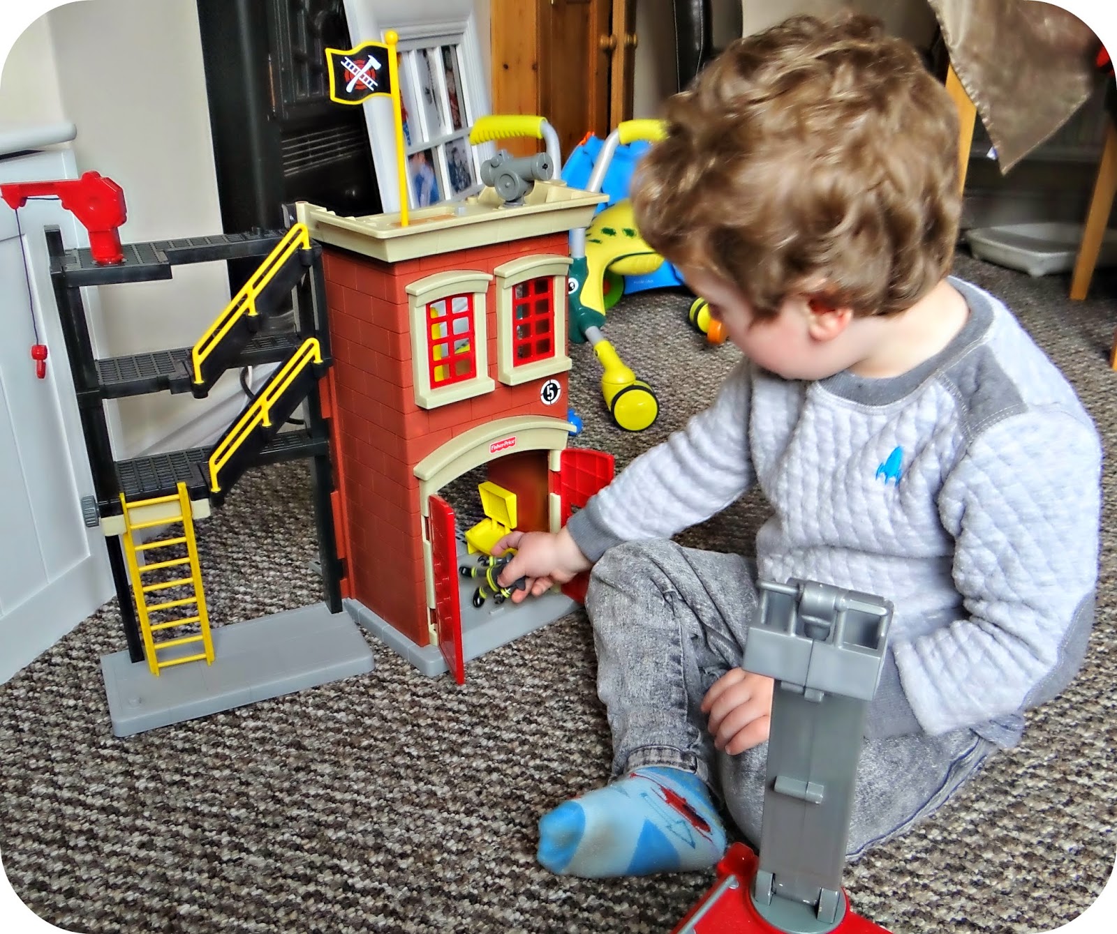 Life Unexpected The Imaginext Fire Station Review