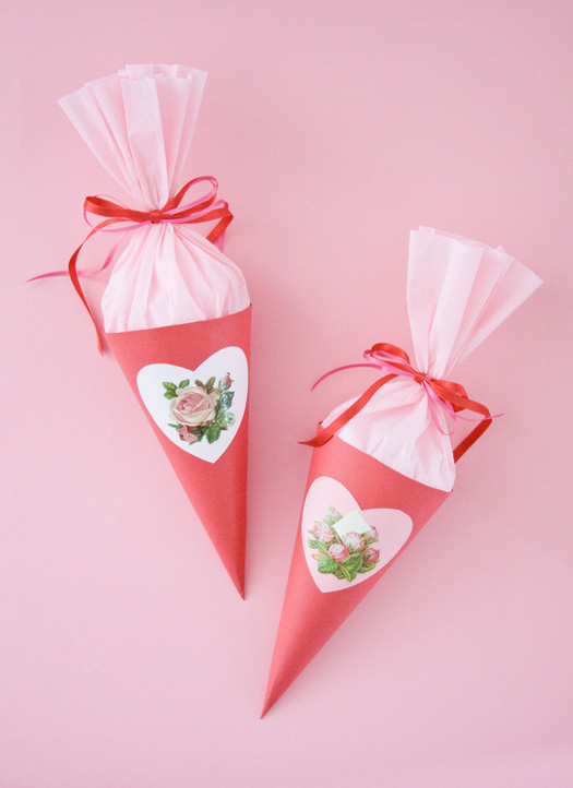 HOME OF HOMEMADE TREASURES PAPER CONE TUTORIAL