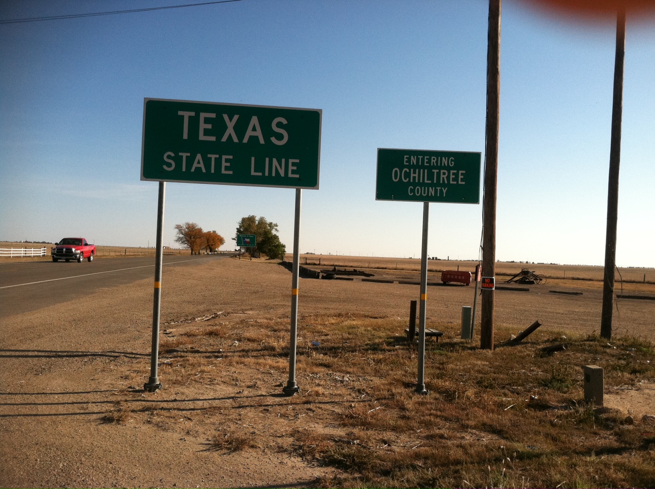 Okay, so it's heleoplankton. Bee happy. October 2011