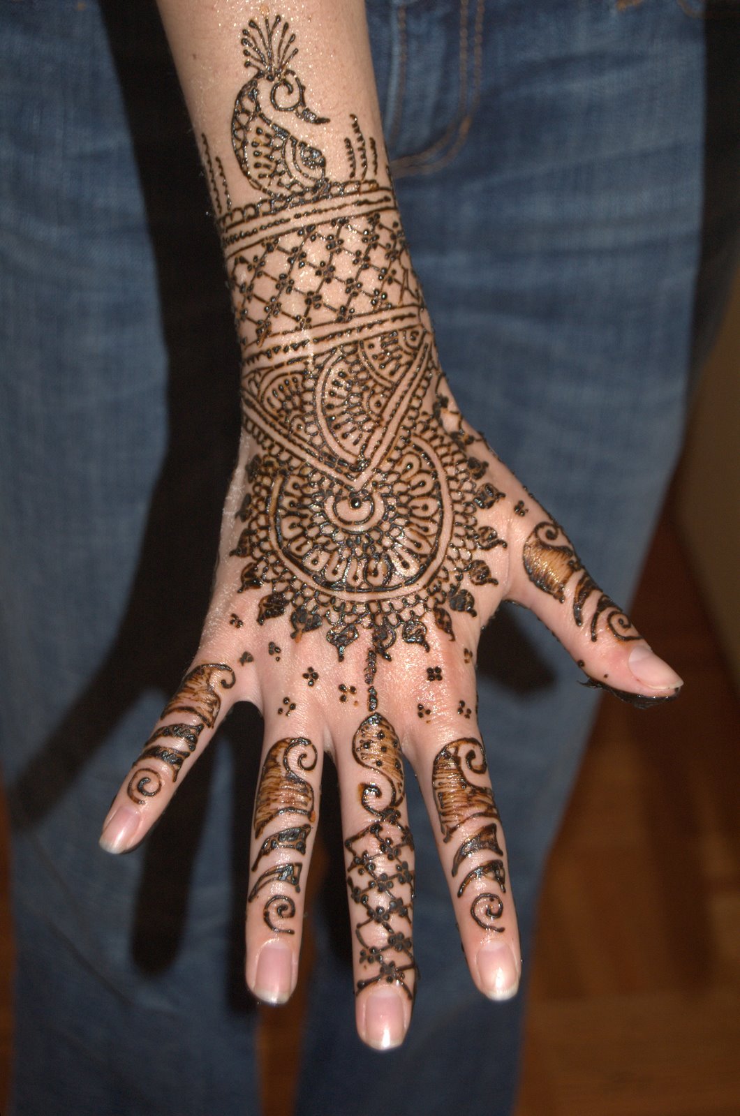 Information & Technology: Hand Mehndi Designs