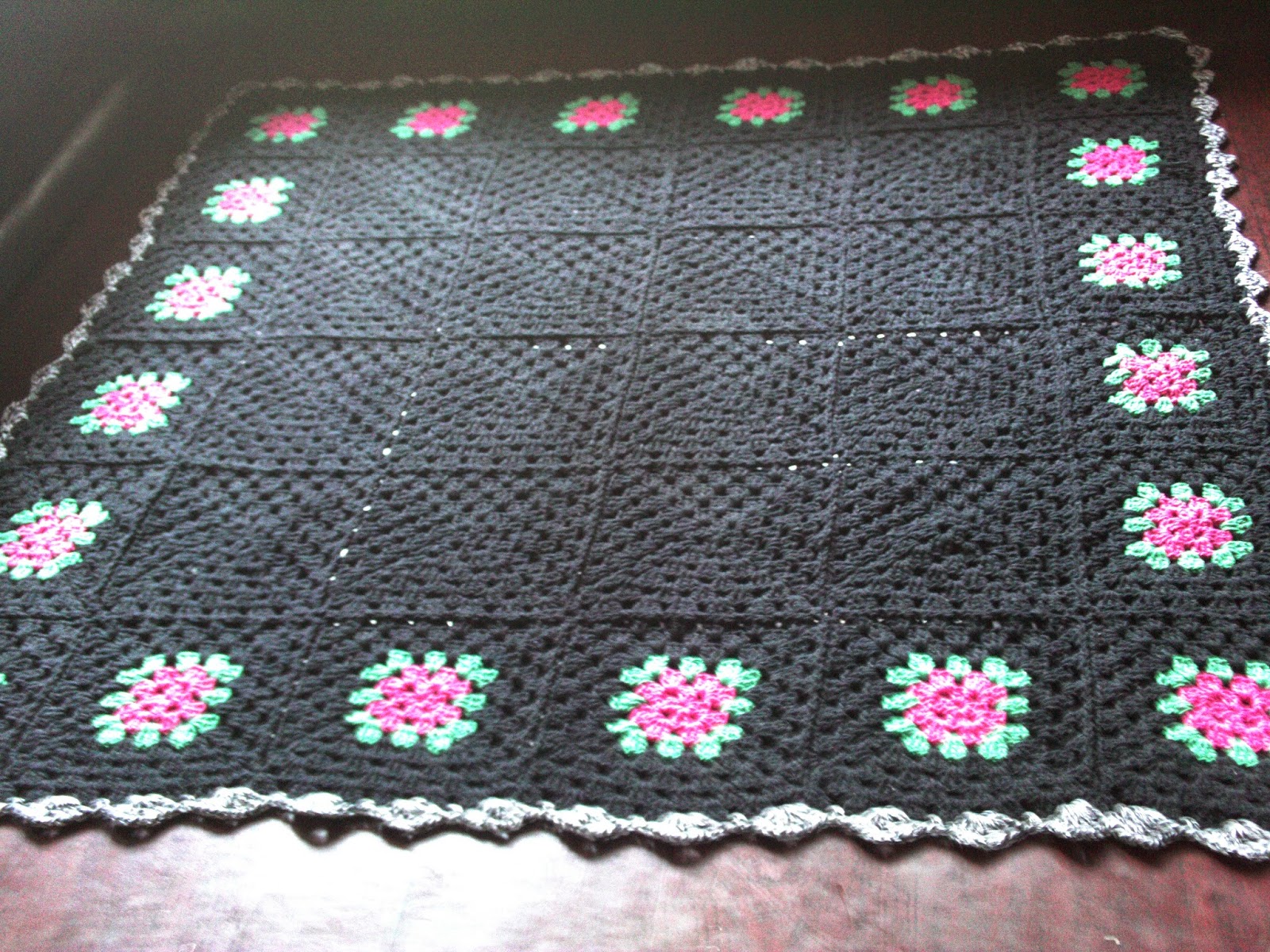Tapete De Croche Para Sala Quadrado Com Grafico A Sala Ganha Novos -> Tapete De Sala Barbante Passo A Passo Tapete De Croche Para Sala Quadrado Com Grafico A Sala Ganha Novos -> Tapete De Sala Barbante Passo A Passo
