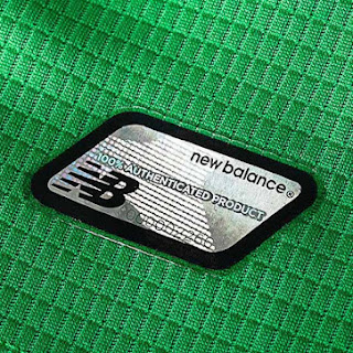 Detail Logo New Balance Jersey celtic away musim 2015/2016 Detail Logo New Balance Jersey celtic away musim 2015/2016