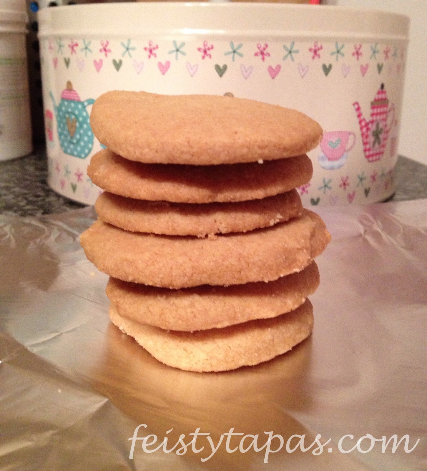 FEISTY TAPAS Shortbread biscuits / Galletas de mantequilla (Thermomix)