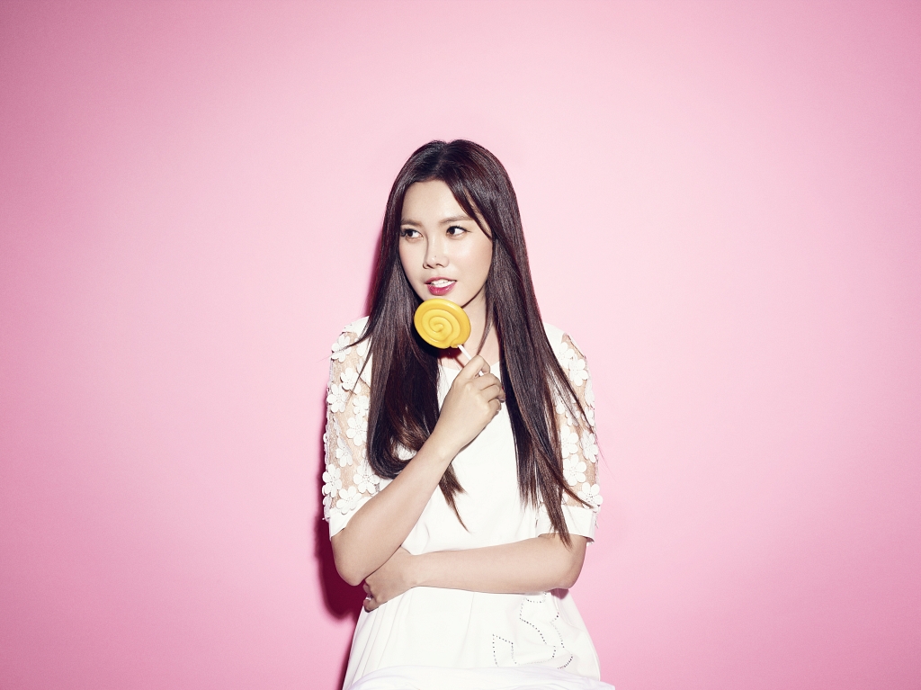 singer kim hyun jung pd singer kim hyun jung pd