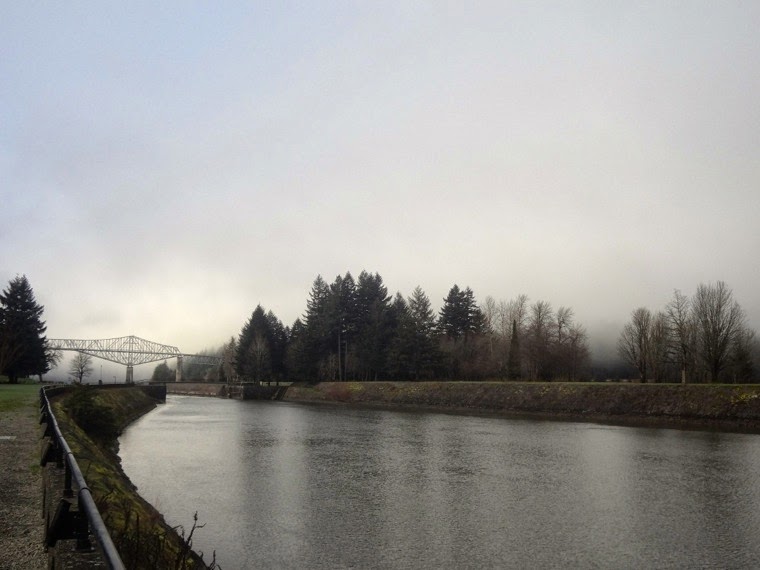 a life made simple AINSWORTH STATE PARK HIKING