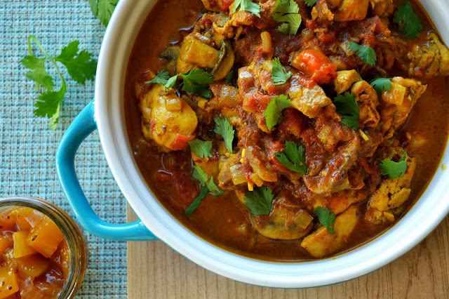 Chicken & mushroom curry