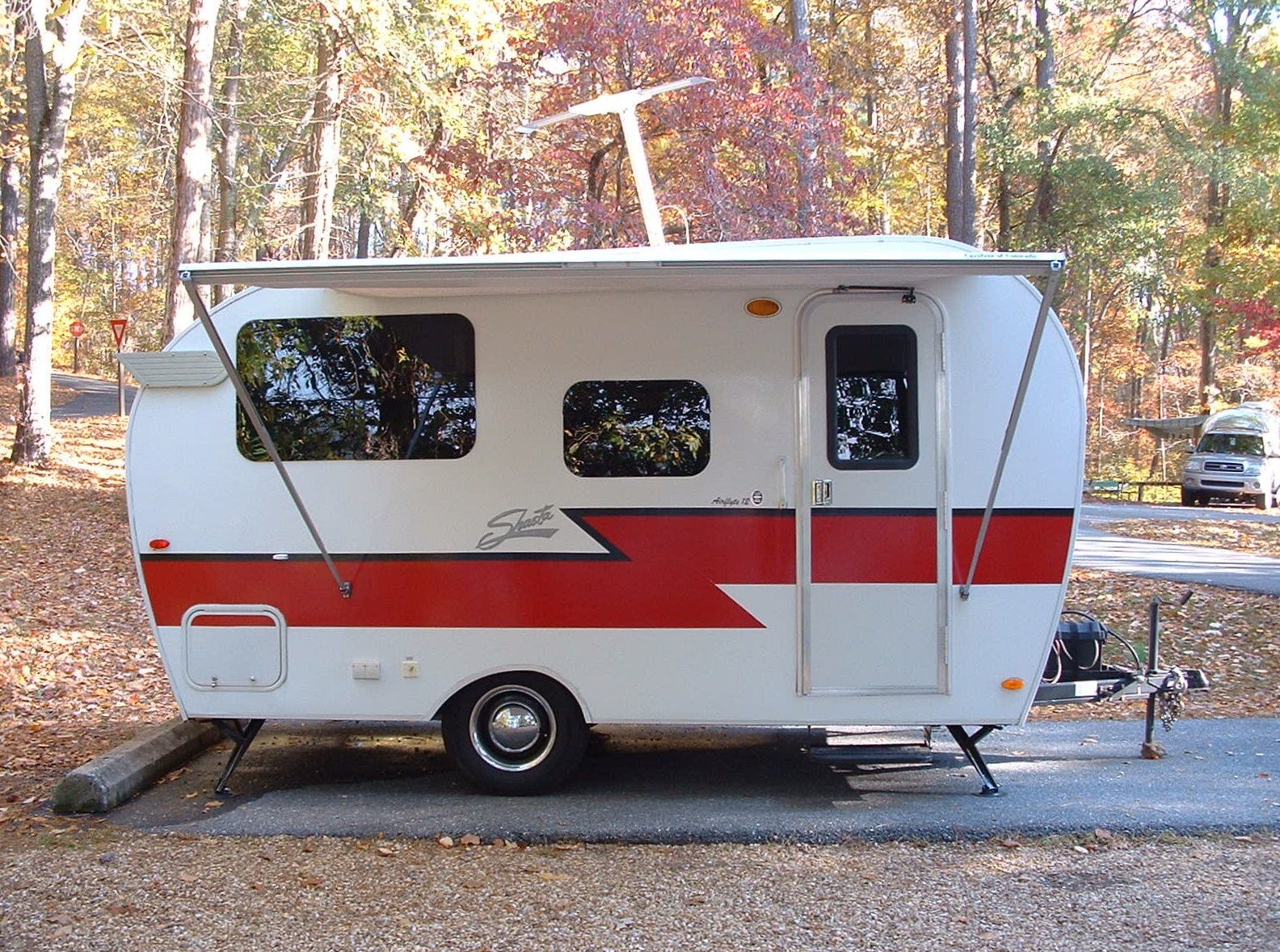Vintage Awnings Shasta and Airstream Gathering at McKinney in
