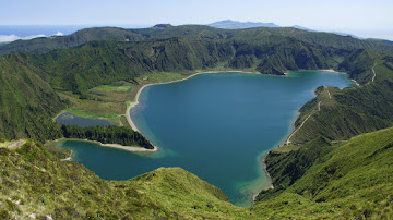 Lagoa do Fogo en Azores. Cada uno elige.