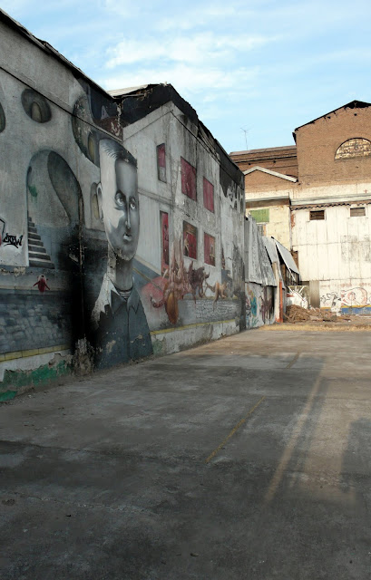 graffiti street art in santiago de chile