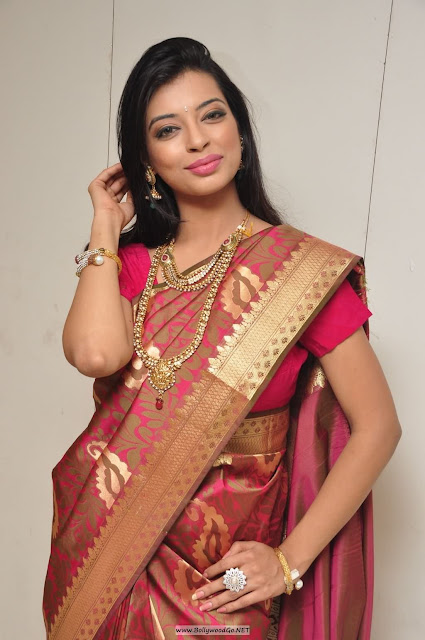Bollywood Entertainment !!!: South Indian Actress Jennifer in Beautiful