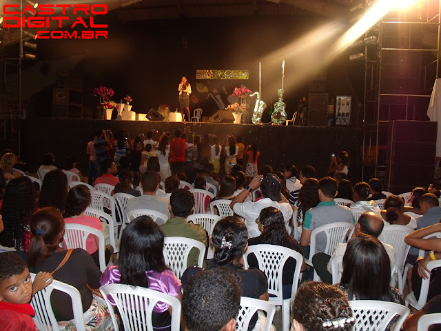 Show de Rafaela Pinho em Pedreiras - MA Show de Rafaela Pinho em Pedreiras - MA