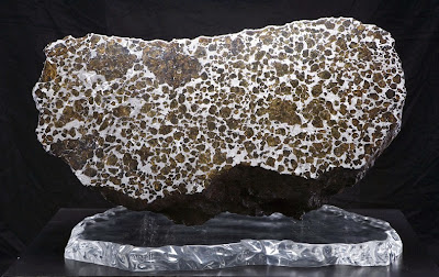 Красивый метеорит «Фукан» + Студийные фотографии Челябинского метеорита «Чебаркуль»