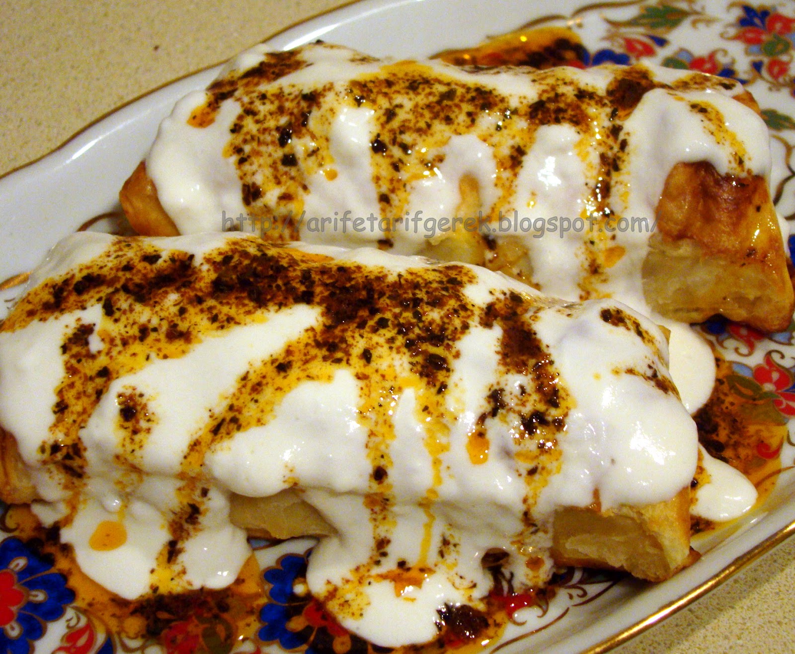 ARIFE TARIF GEREK Garniturlu Tavuklu Borek