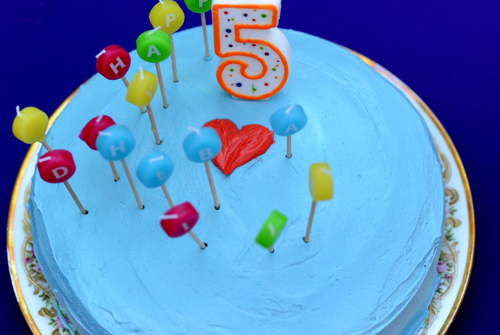 mama makes from scratch: not your typical dinosaur cake