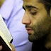 هل يصل ثواب قراءة القرآن للميت؟ وهل تجوز قراءة القرآن على القبر؟   