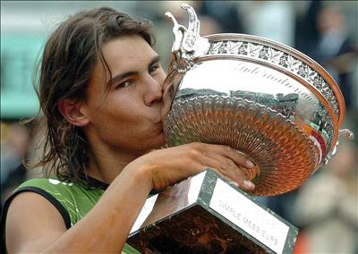 نادال وكرة القدم.. قصة حب لا يزال عليها الانتظار Rafael+Nadal+top+5+tennis+player+2011+2012+2013