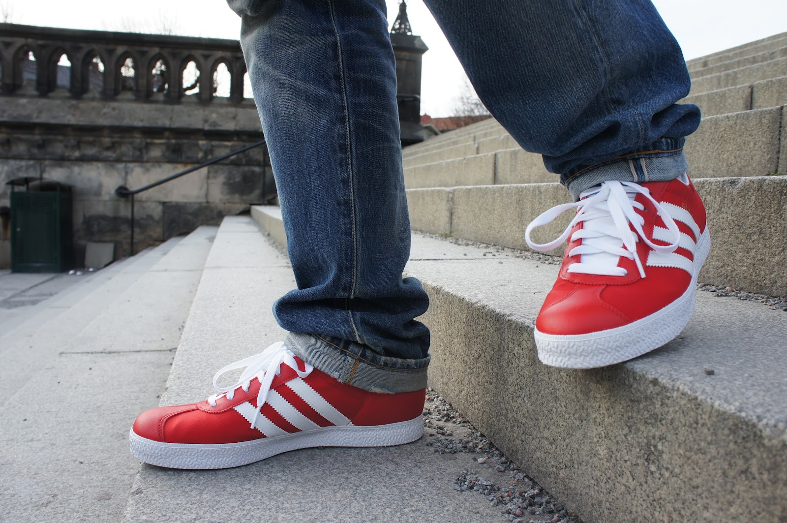 adidas gazelle og red and black adidas gazelle og red and black