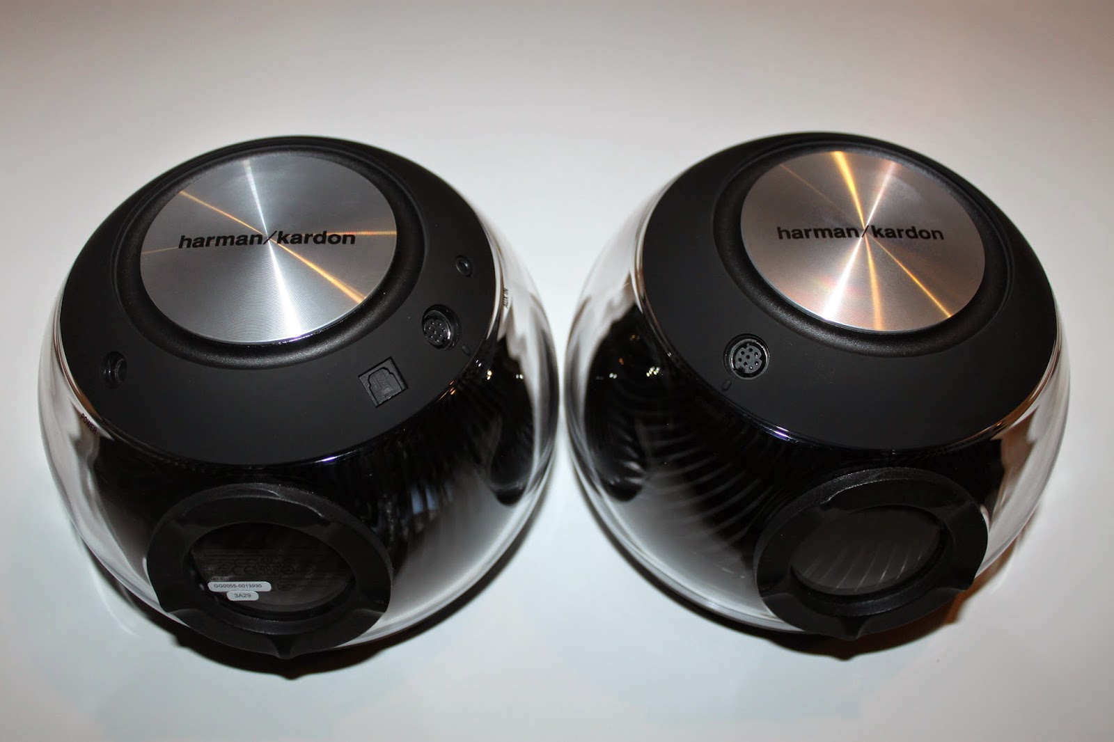 Stereowise Plus Harman Kardon Nova 2.0 Portable Wireless Speaker