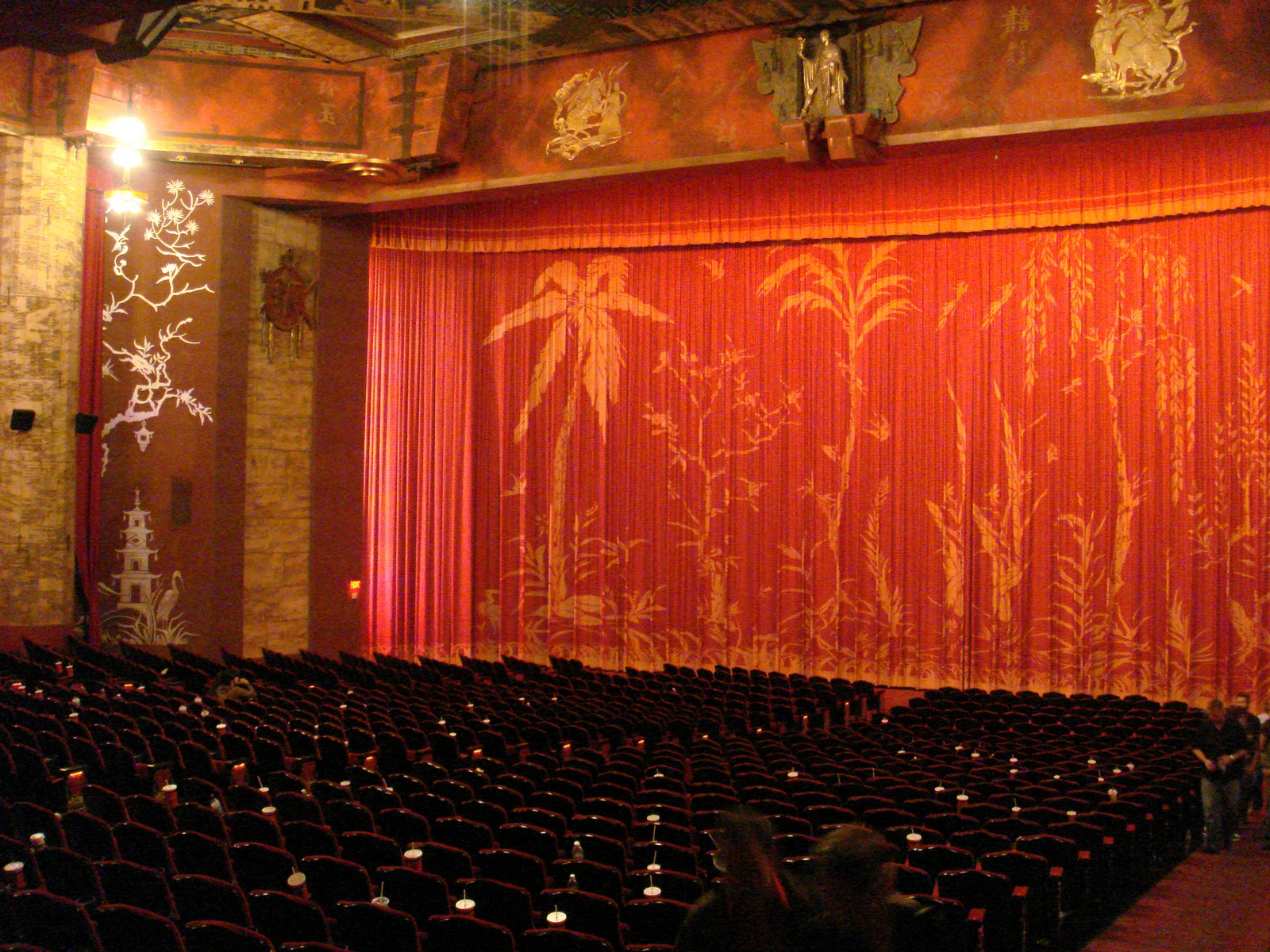 COLECCION CINEFILA LOS SECRETOS DEL TEATRO CHINO DE HOLLYWOOD (GRAUMAN