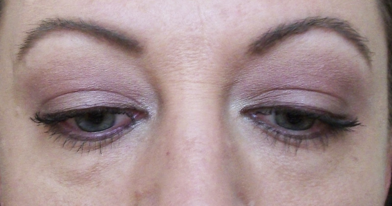 The Real Mom Review Comparing Eye Primers 4 Different Primers Go Head