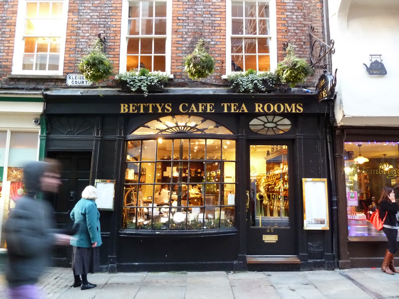 Thefoodiehistorian Yorkshire Betty S Cafe And Tea Rooms