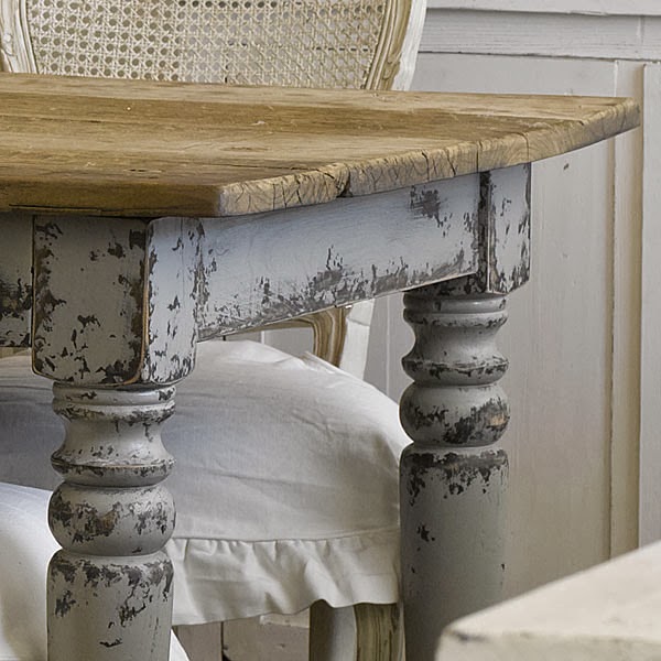 Przytulnie i ze smakiem... Decoupage na meblach nowe wcielenia