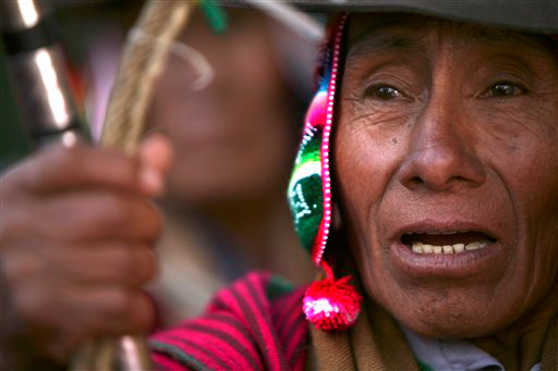 PUEBLOS INDIGENAS DENTRO DE LA EDUCACION