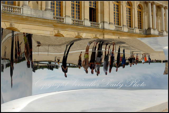 Anish Kapoor mirror Versailles palace