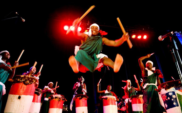 Write Club ESL Edition: Burundi drummers