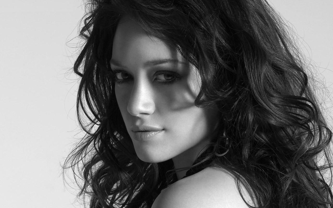 http://4.bp.blogspot.com/-4k5U3CMoP9U/TgJ1EDmH-3I/AAAAAAAAEXE/lF4b70C4uRA/s1600/Hilary%2BDuff%2BPhotos%2B%25282%2529.jpg