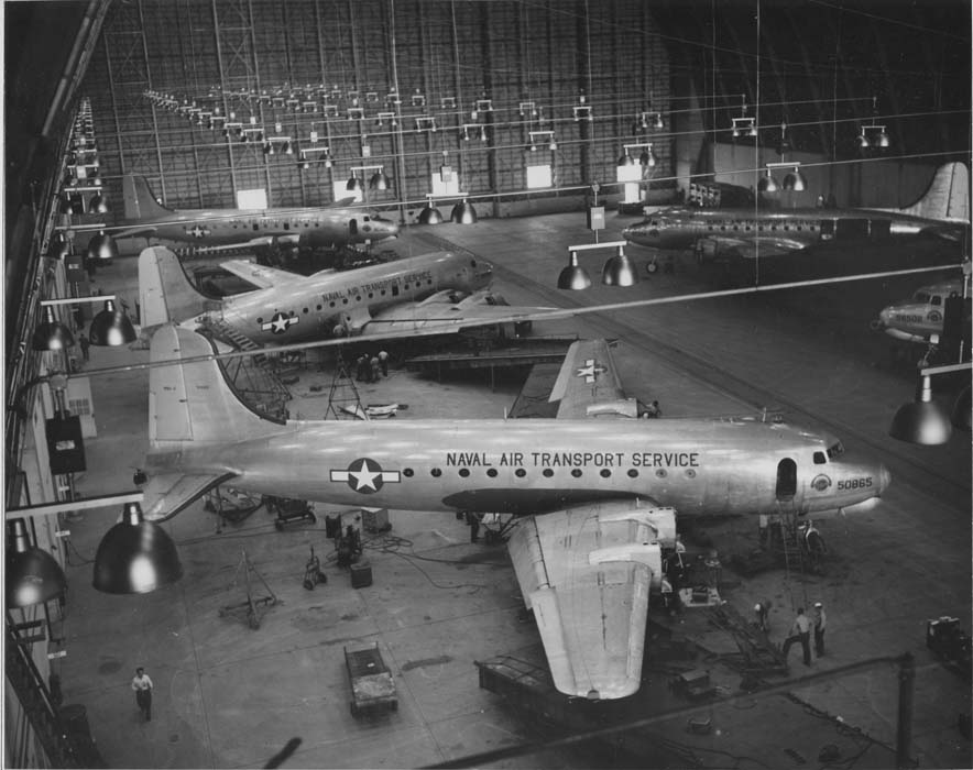 NATS R5D Overhauls at NAS Moffett Field 194647