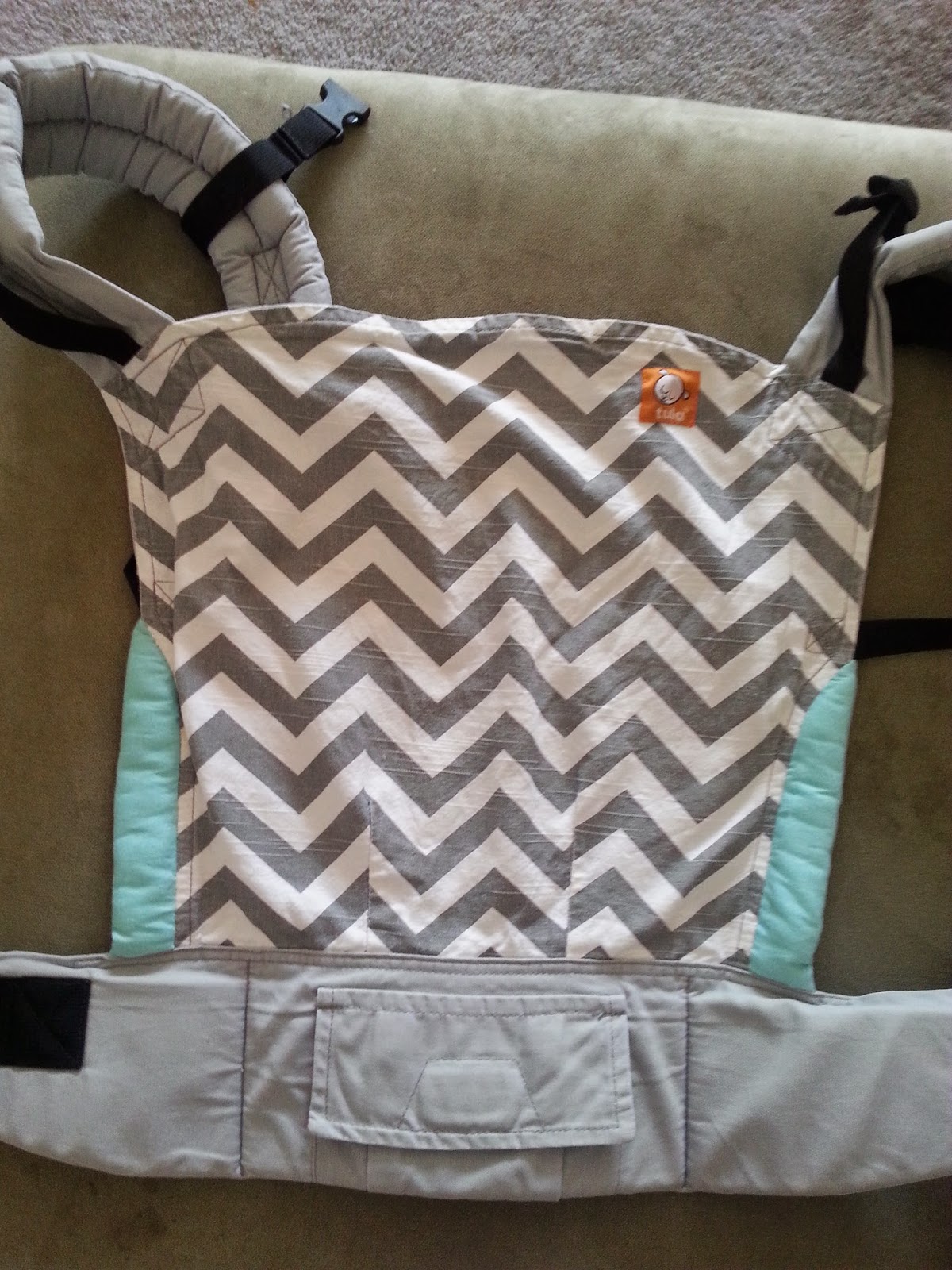 Faking My Way Through... Changing your Tula Baby carrier Leg Padding