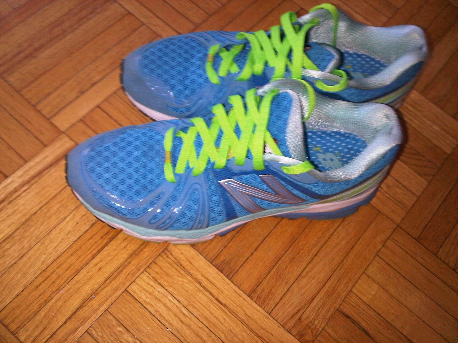 neon laces for running shoes jen s best neon green laces book club inspiration neon laces for running shoes jen s best neon green laces book club inspiration