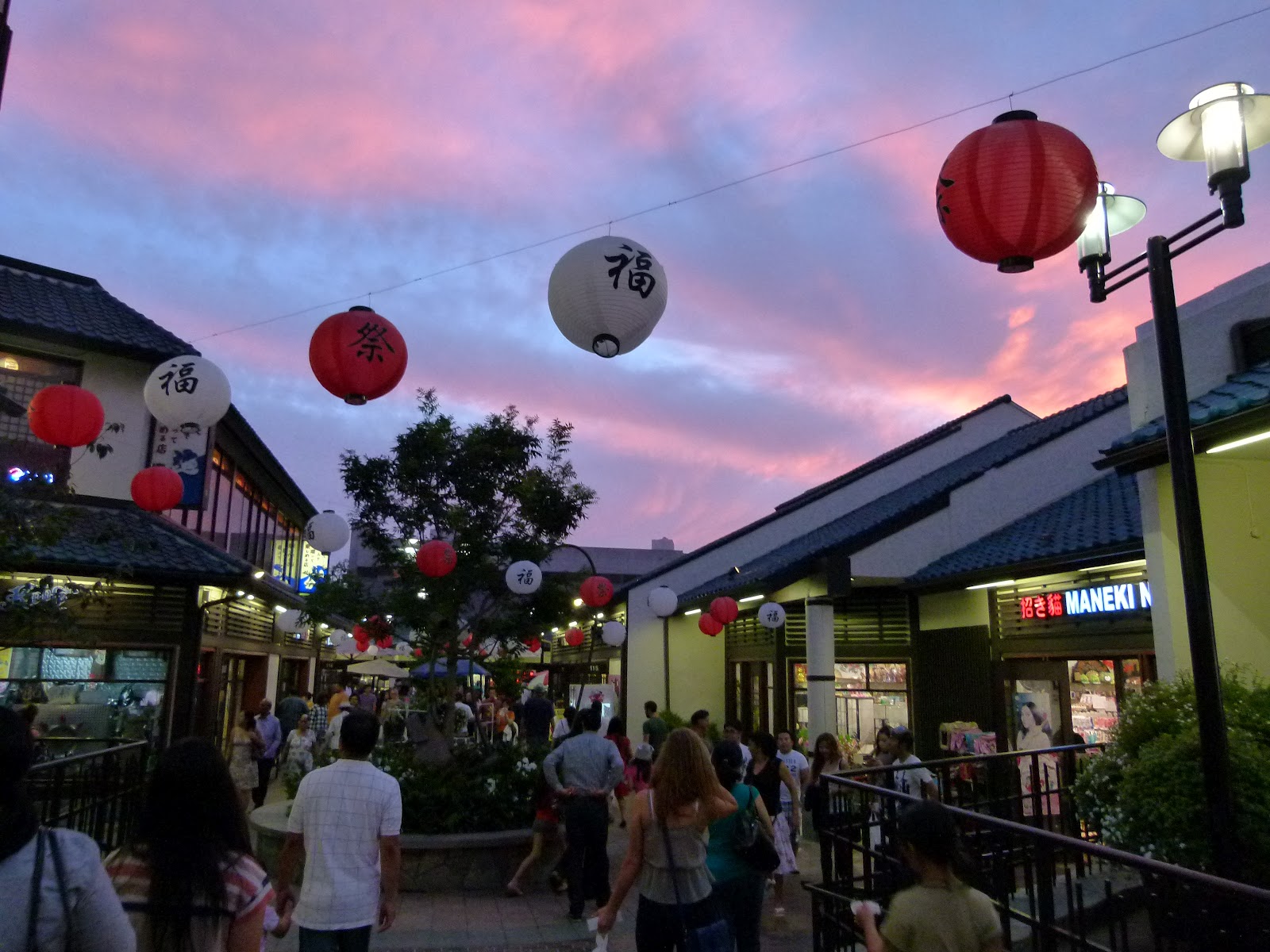 Things To Do In Los Angeles Sunset Pics Little Tokyo