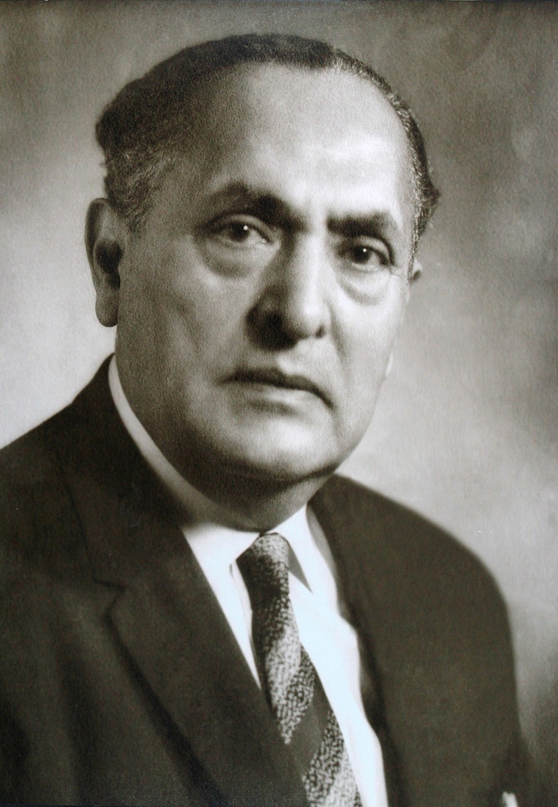 Gilberto Bosques.