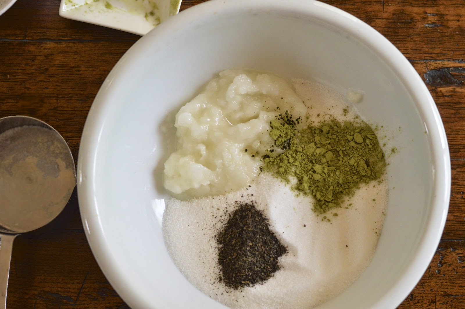 Babbling 'Bout Beauty DIY // Green Tea Body Scrub