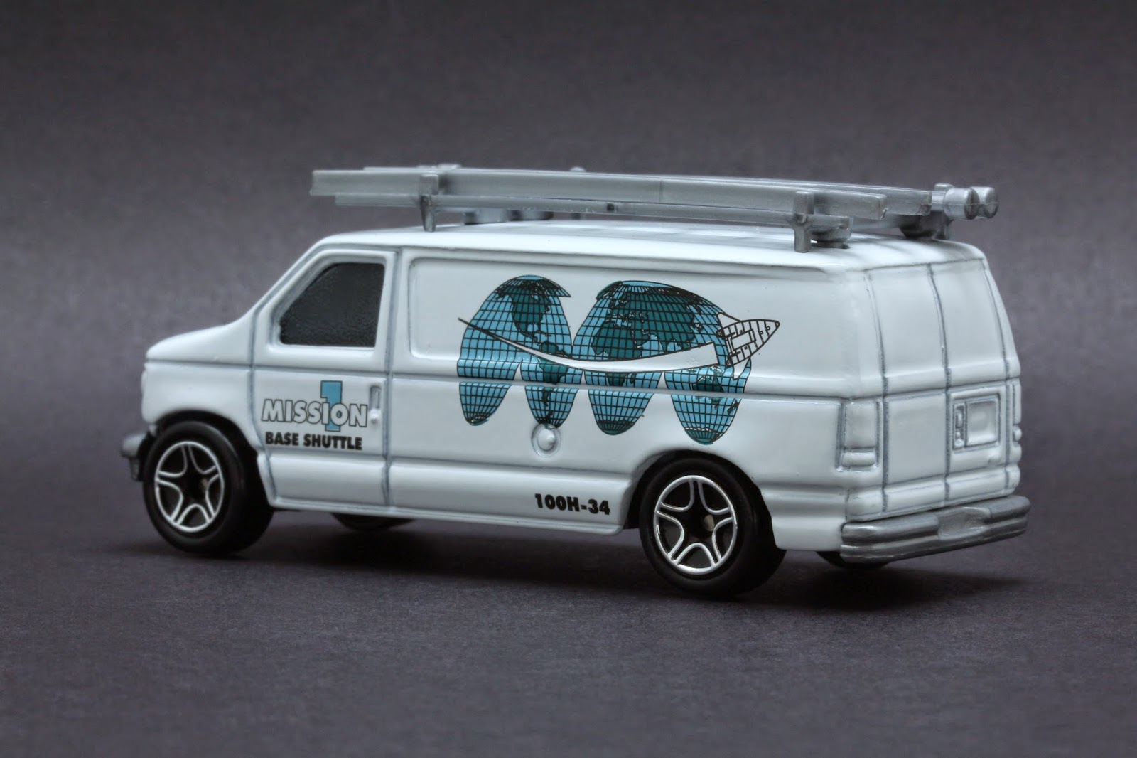 Diecast Hobbist 2000 Matchbox MB38 96325 Mission Ford Van