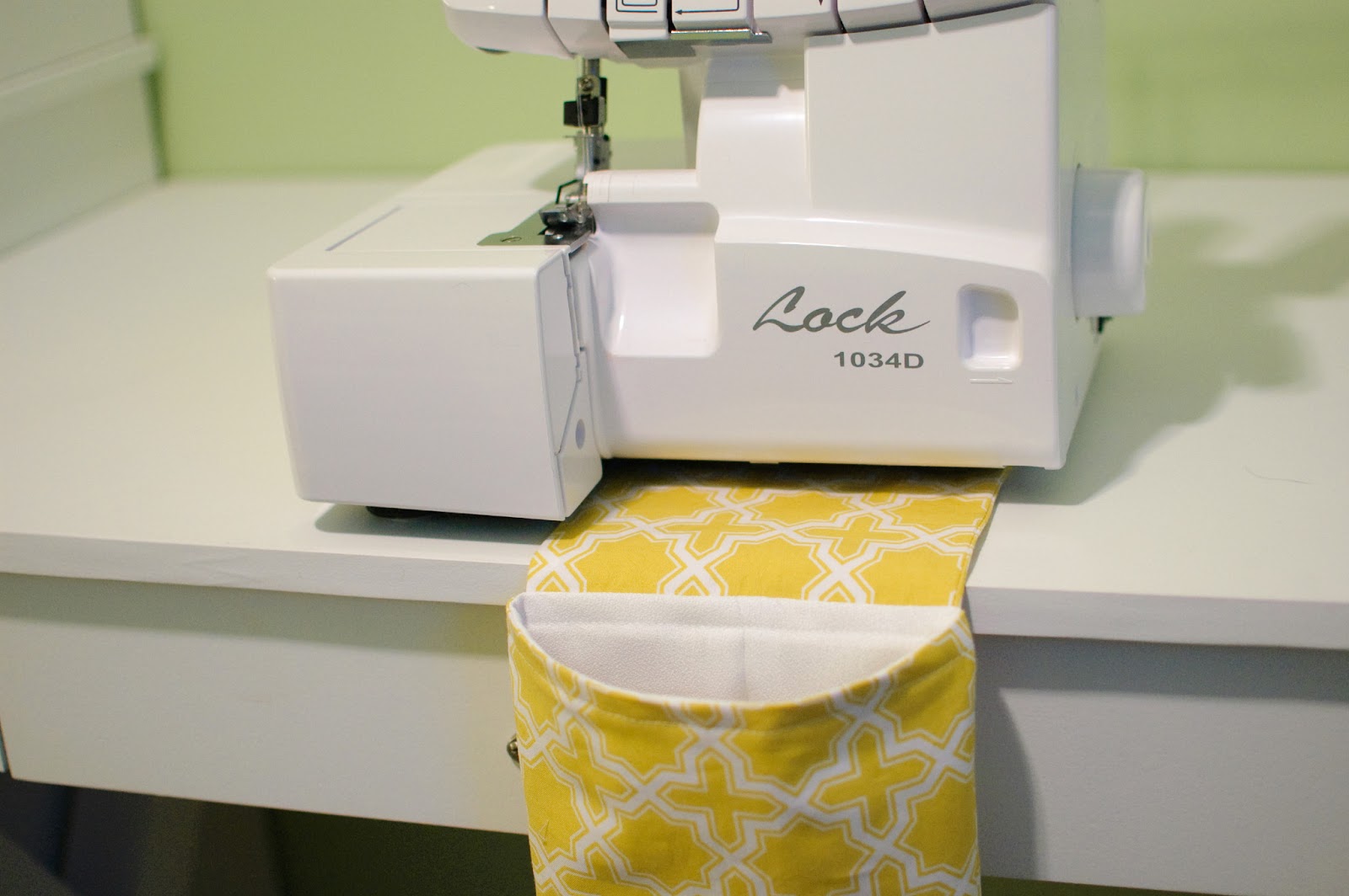 You Had Me At Handmade... Scrap Catcher Tutorial