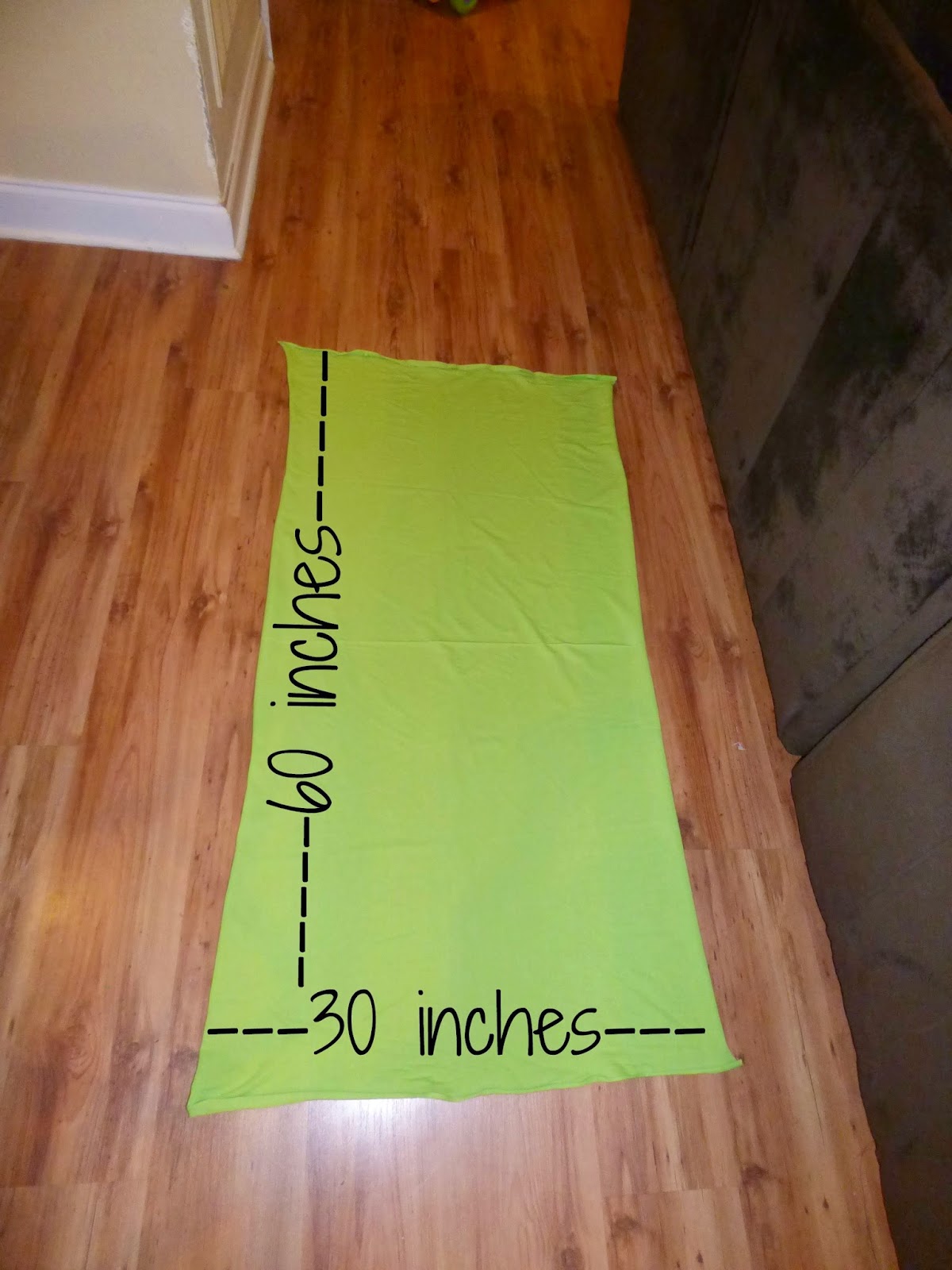 The Spencer Girls Infinity Nursing Cover Scarf Tutorial!