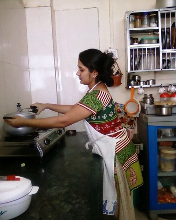 Mangala Bhabhi Hot Aunty Vol.2