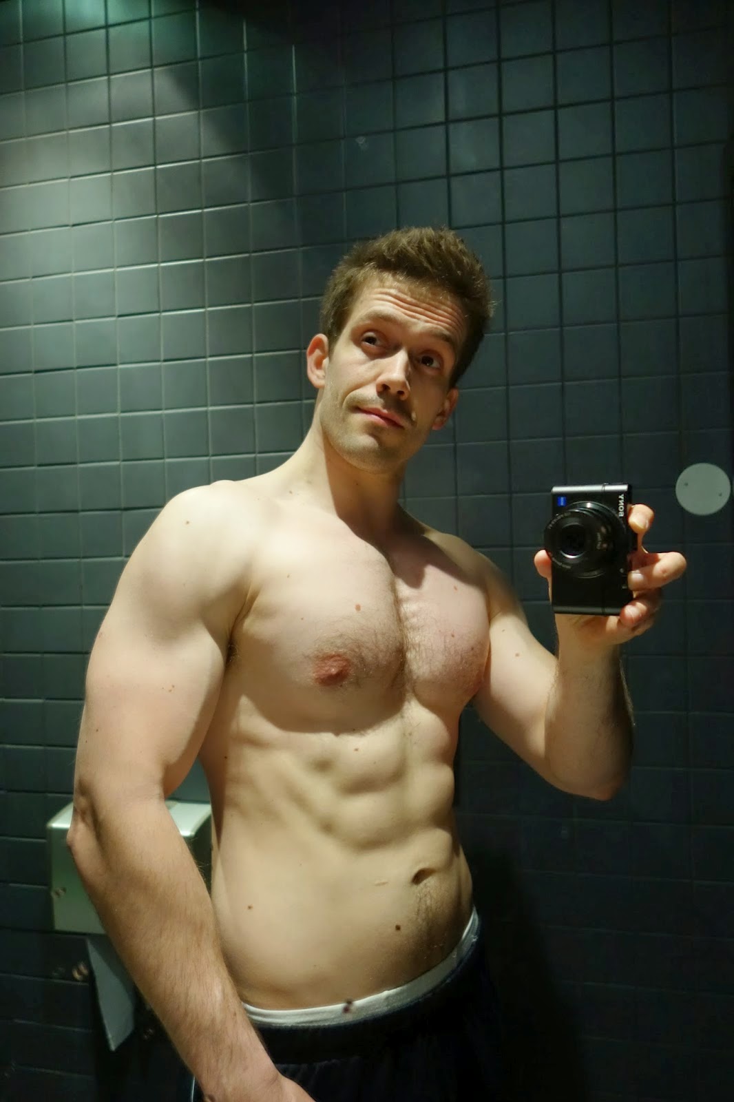 Richard Bjerkoe - Robust Dad - Front Pose Day 49