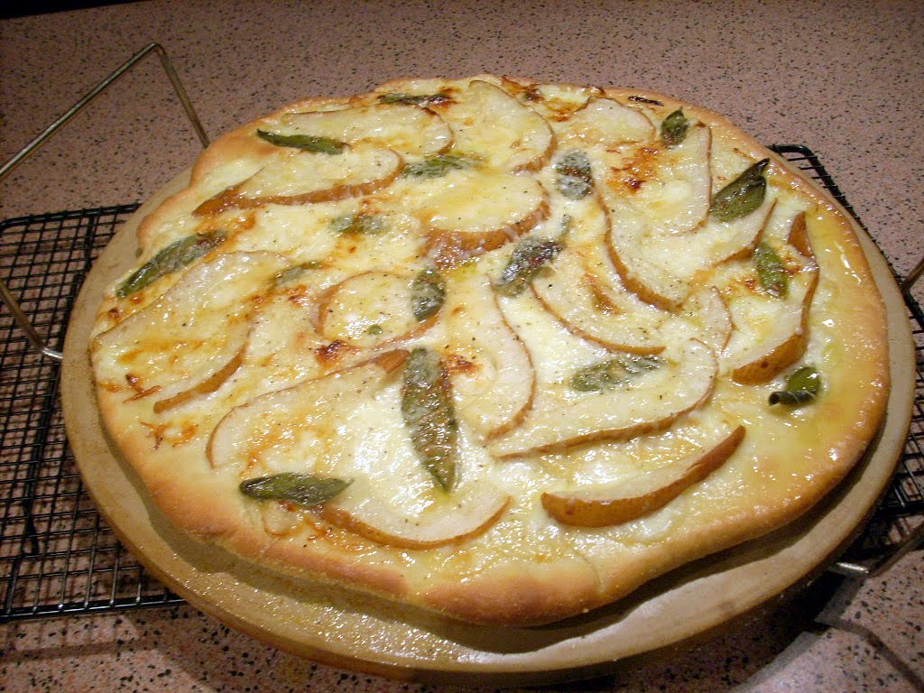 Pizza Passion Pear, Pecorino, and Taleggio Pizza
