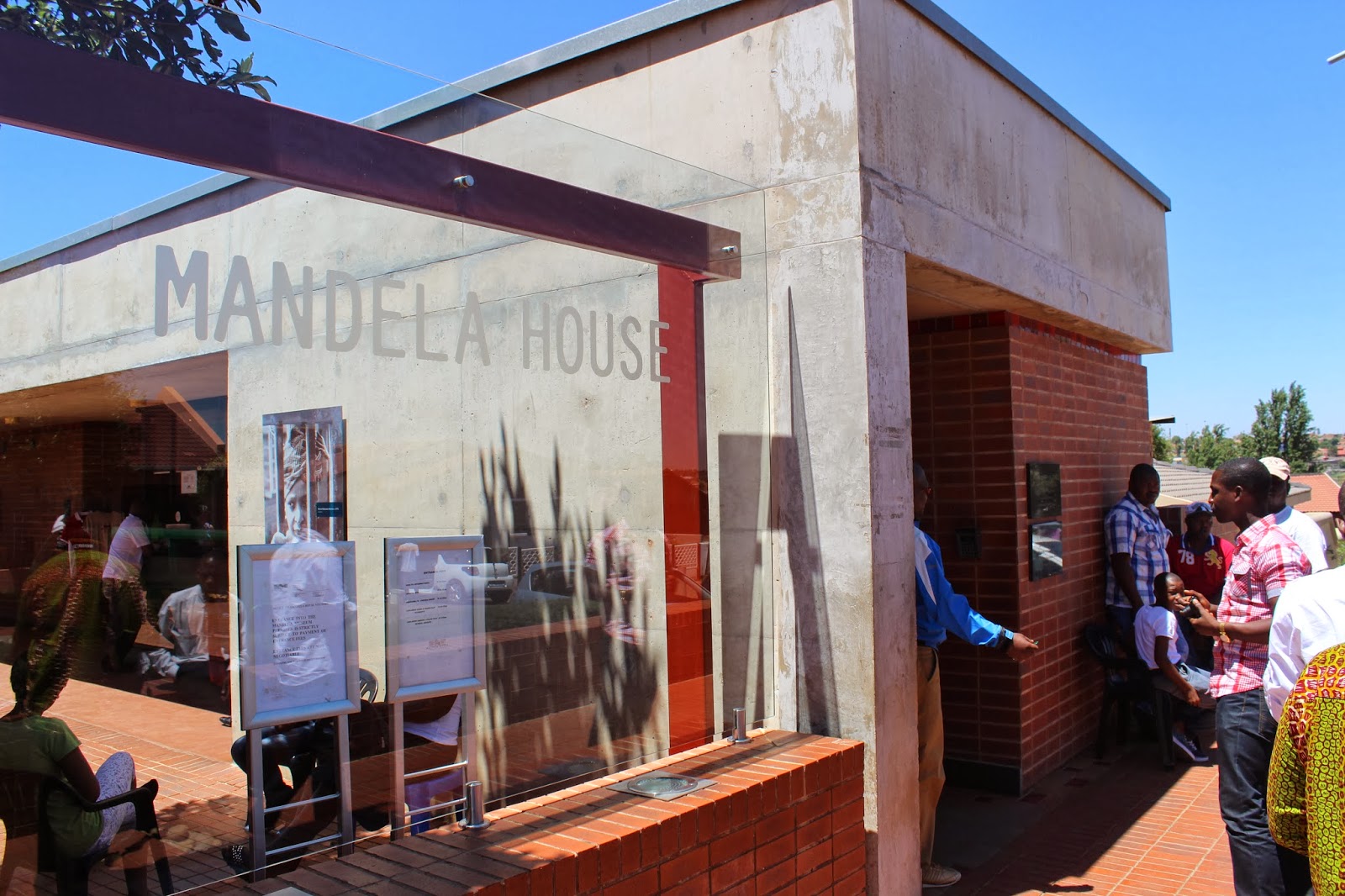 Ghanaian Arts Writers Visit Nelson Mandela’s Home