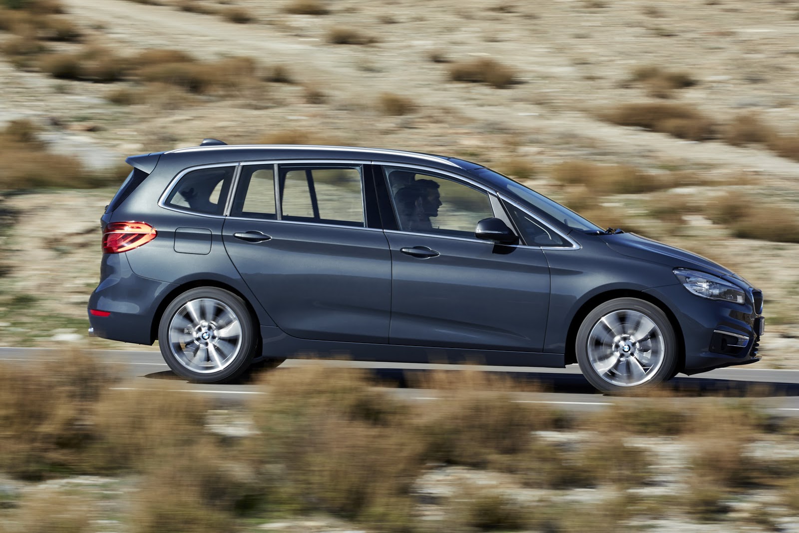 BMW-2-Series-Gran-Tourer-3.jpg