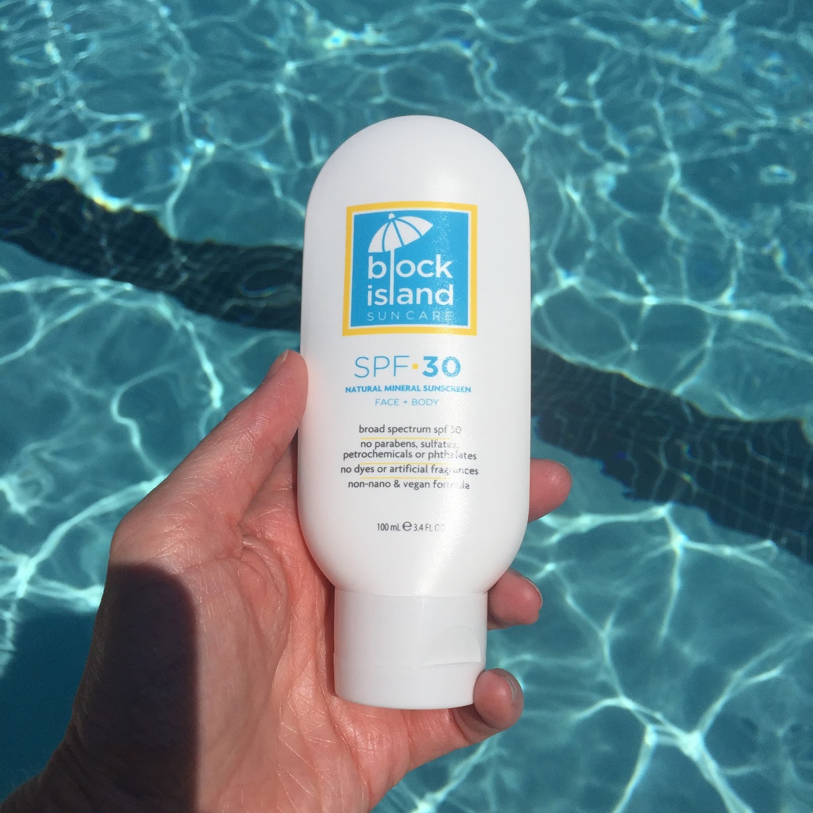 Road Runner Girl Block Island Organics Sunscreen Review!