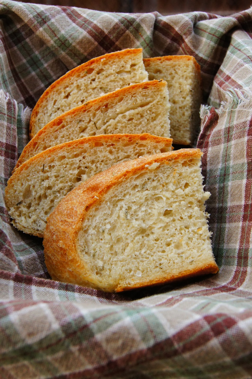headtones Rosemary + Sea Salt Wheat Bread