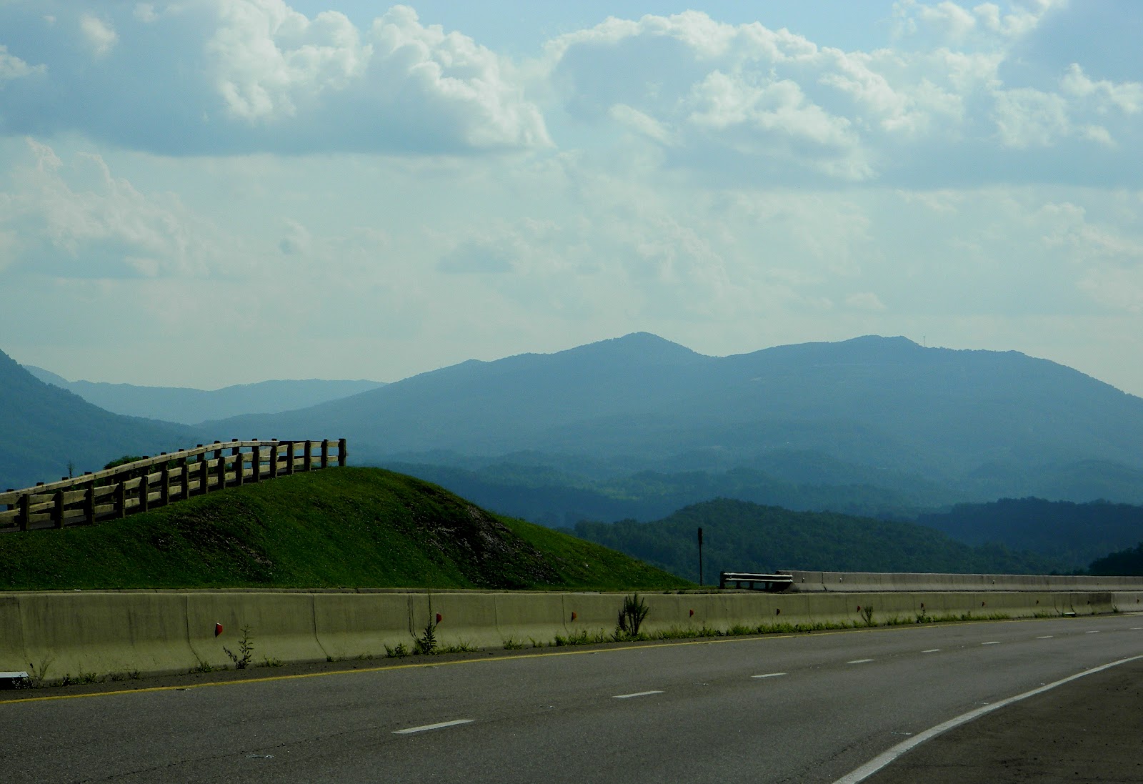 Ramblings of Roamers Big Stone Gap, Virginia....or, "The Trail of the