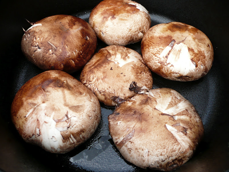Everyday Dutch Oven Olive Garden Portobello Mushrooms with Mozzarella
